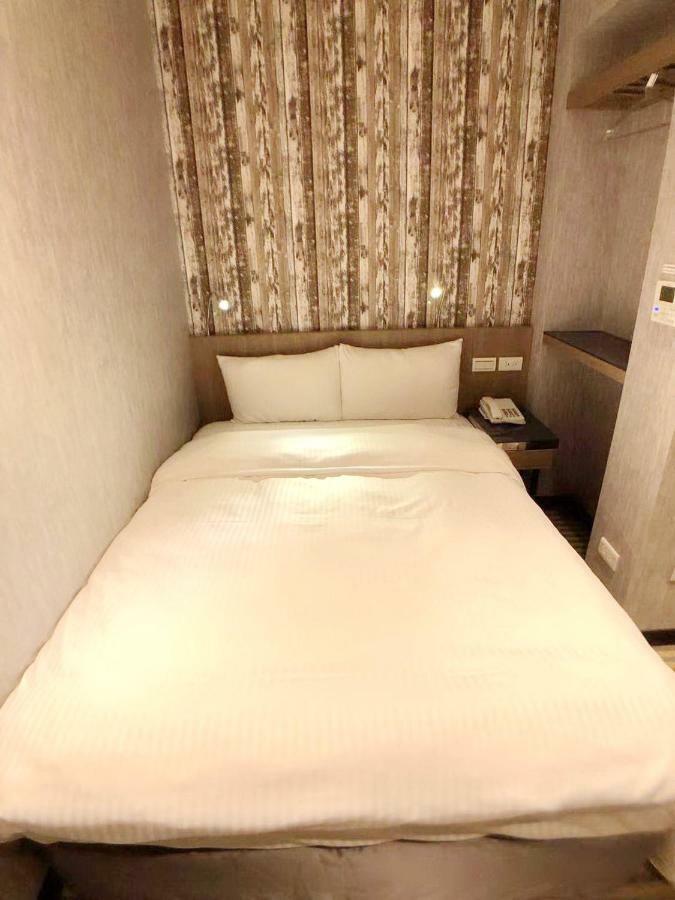 Red 13 Apartment Taipeh Exterior foto